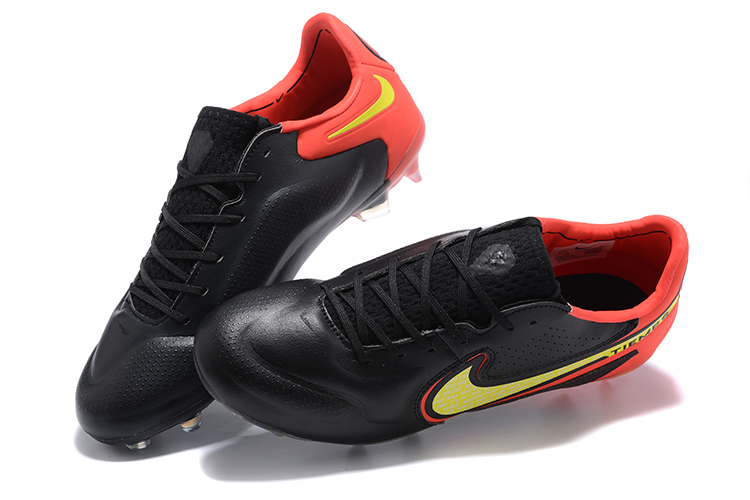 (Arrival) Nike Assassin 14th Generation MD Grass Nail Football Shoes Nike Vapor 14 Academy TF 39-4510