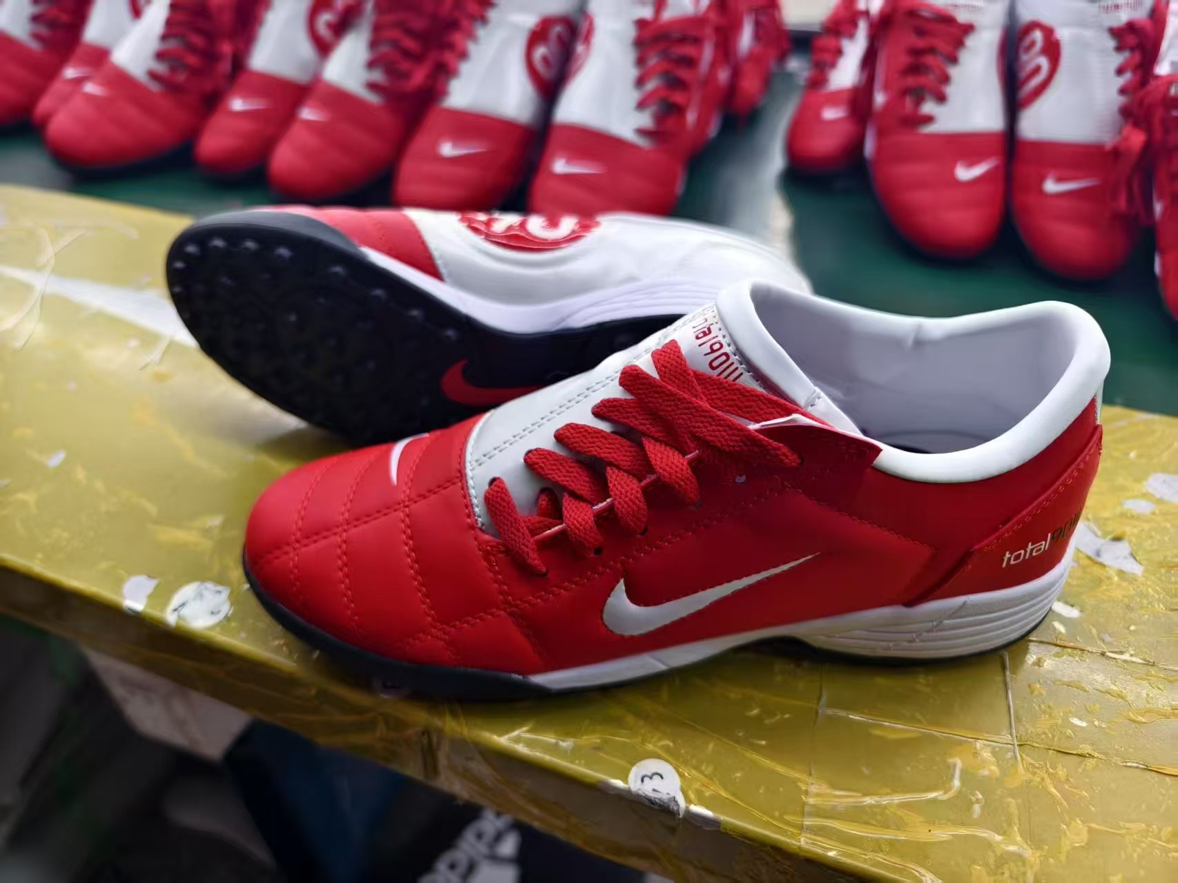 (Arrival 27-35) NIKE Assassin 16th generation built-in fully air cushioned waterproof knitted FG football shoes Nike Air Zoom Mercurial Vapor XV Elite FG 27-356