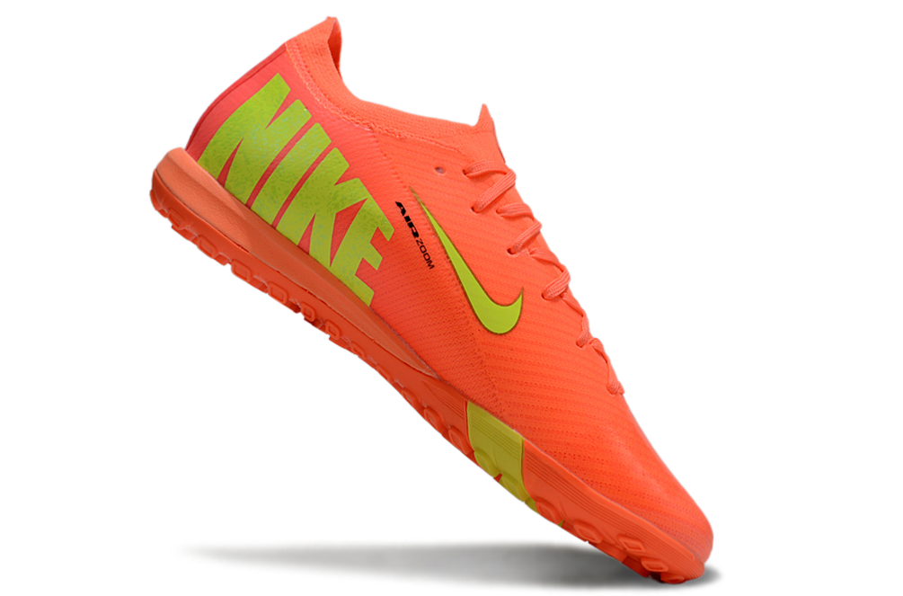 (Arrival 36-45) Nike Assassin 16th generation built-in fully air cushioned waterproof knitted straw nail MD soccer shoes Nike Air Zoom Mercurial Vapor XVI Elite TF36-457