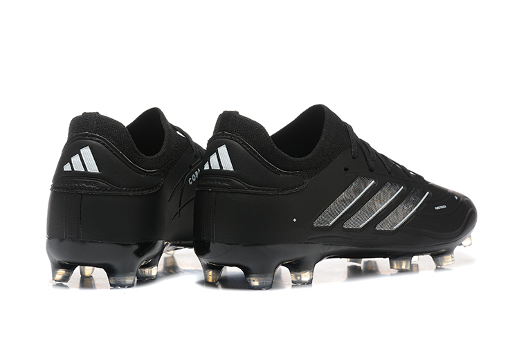 (Arrival 36-45) PREDATOR Elite ACCURACY BOOTS FG 36-457