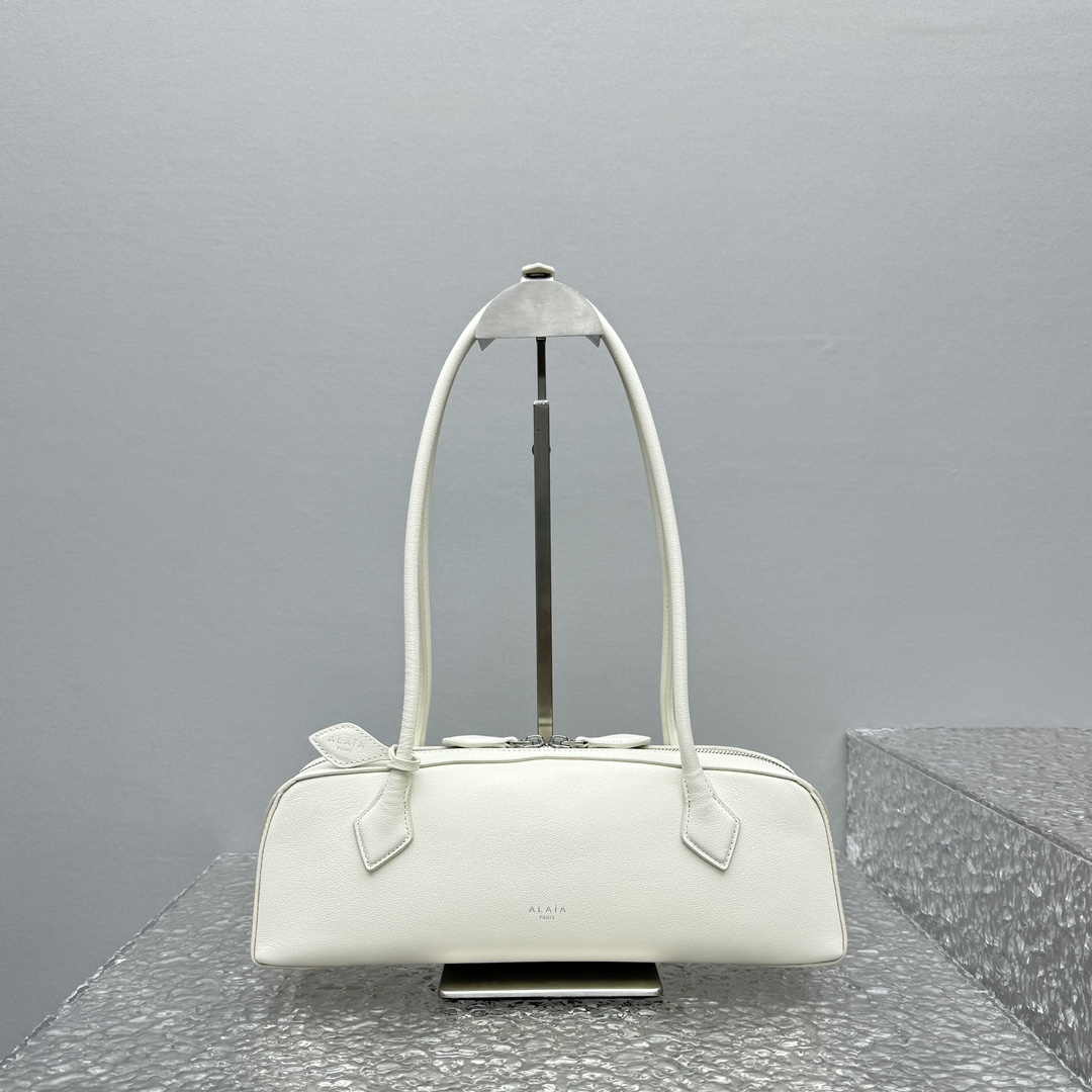 ALAÏA White Medium Goatskin Le Teckel Shoulder Bag Leather - Joli Closet