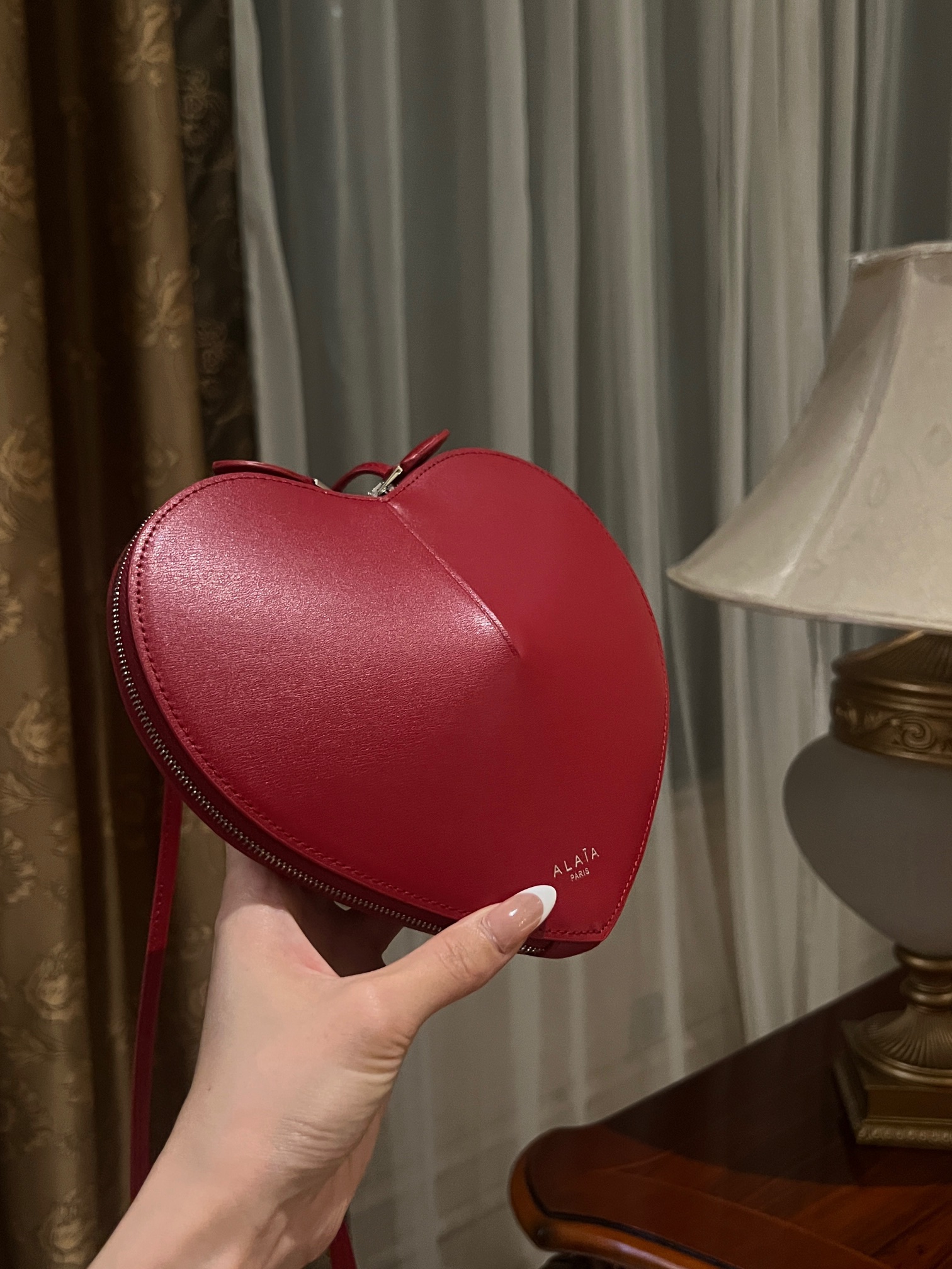 ALAIA Lux Calfskin Le Coeur Bag Lacquer Red 1456493