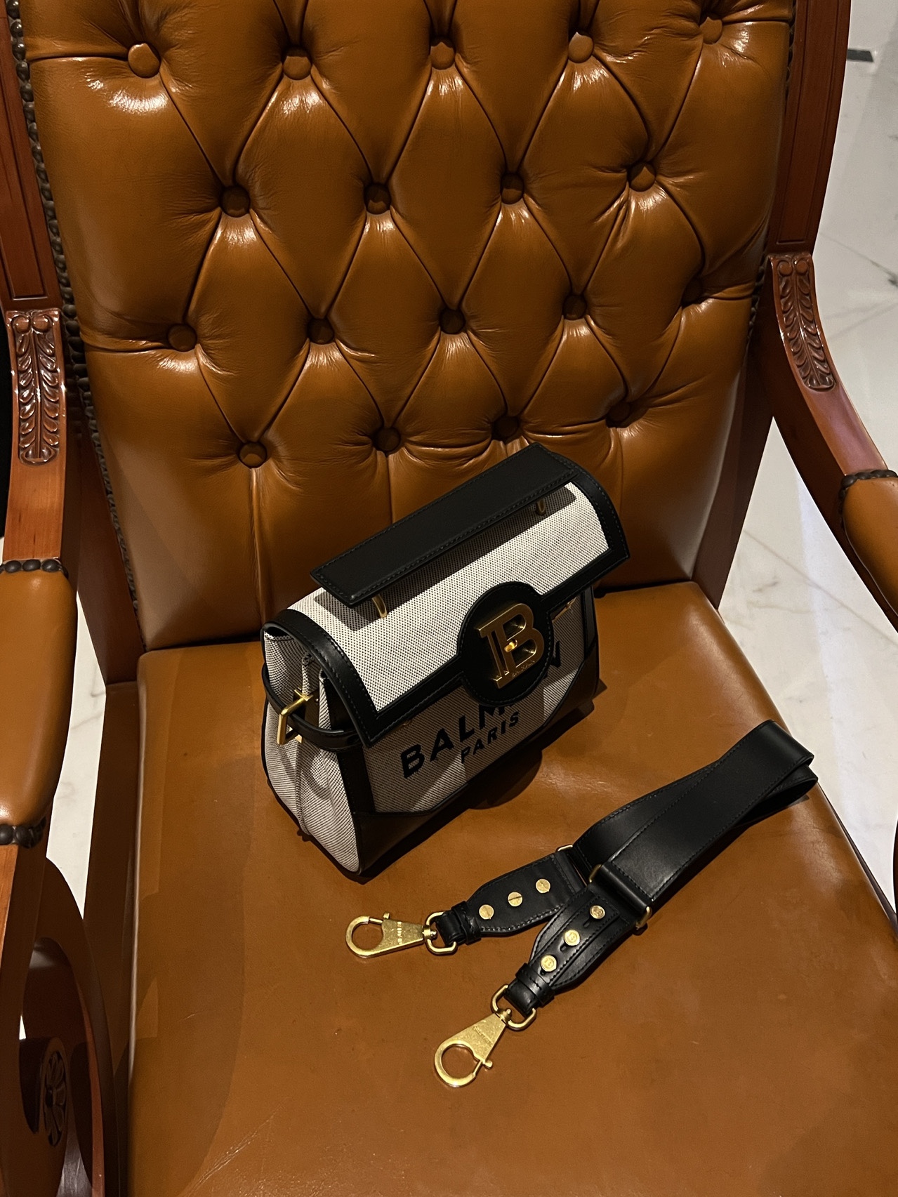 almain B-Buzz 23 canvas shoulder bag white - blackBALMAIN 00079