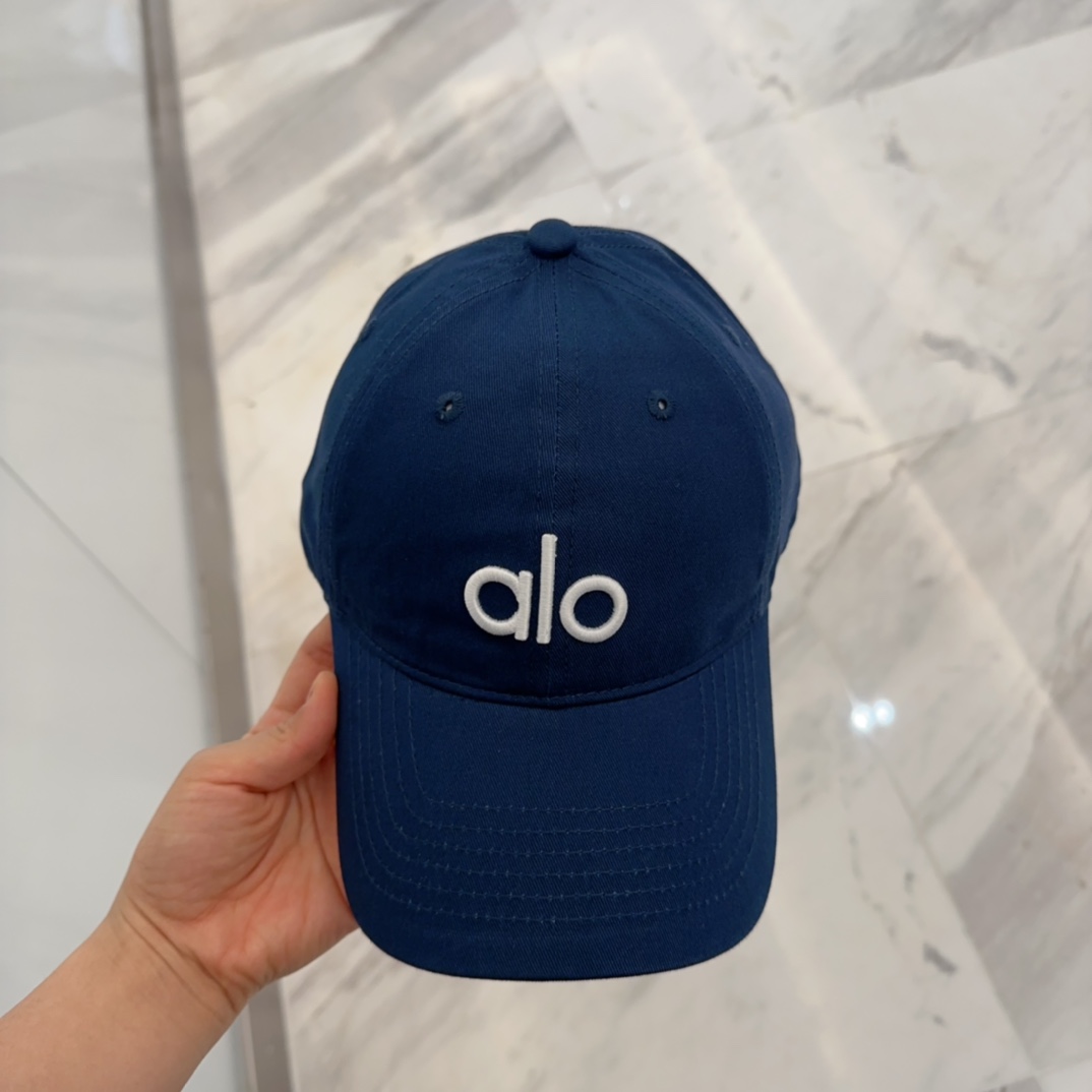 Alo Yoga Navy Baseball Cap - Embroidered Logo