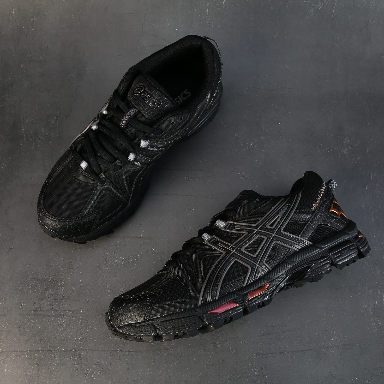 Asics Gel-Kahana 8 'Black Red' 1011B109-004