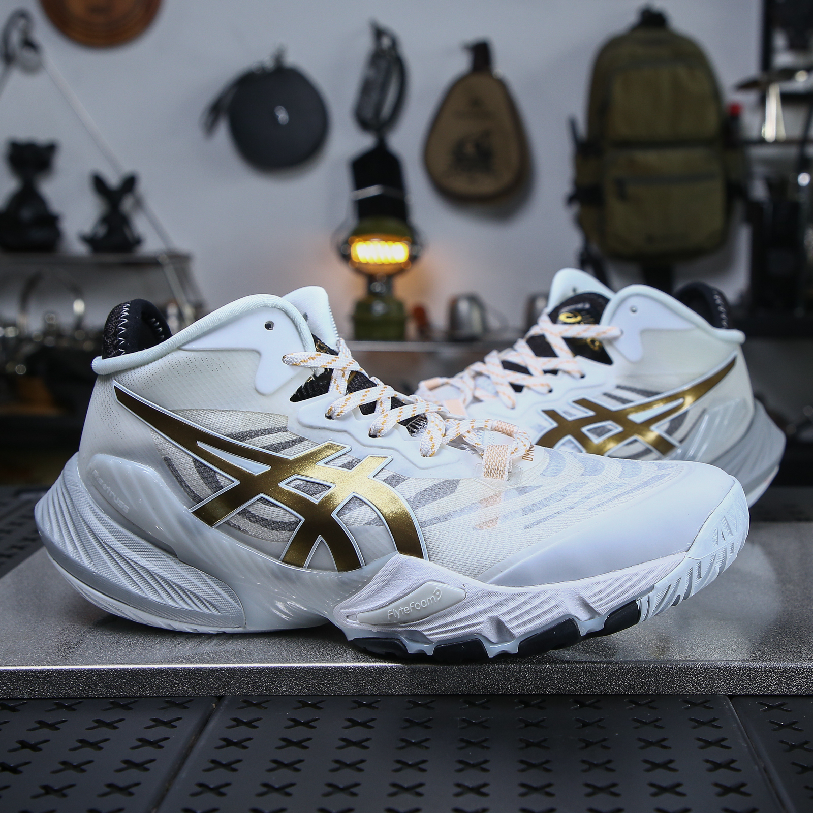 Asics METARISE 3% 'White gold' Men's shoes US Size