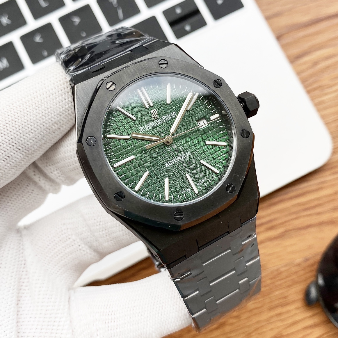 AP Black Steel Green Dial - Audemars Piguet Black Steel Green Dial