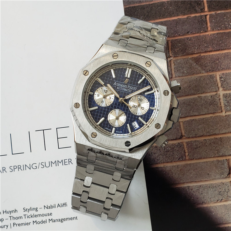Alternative view of AP Royal Oak Blue Dial Steel - Audemars Piguet Chronograph