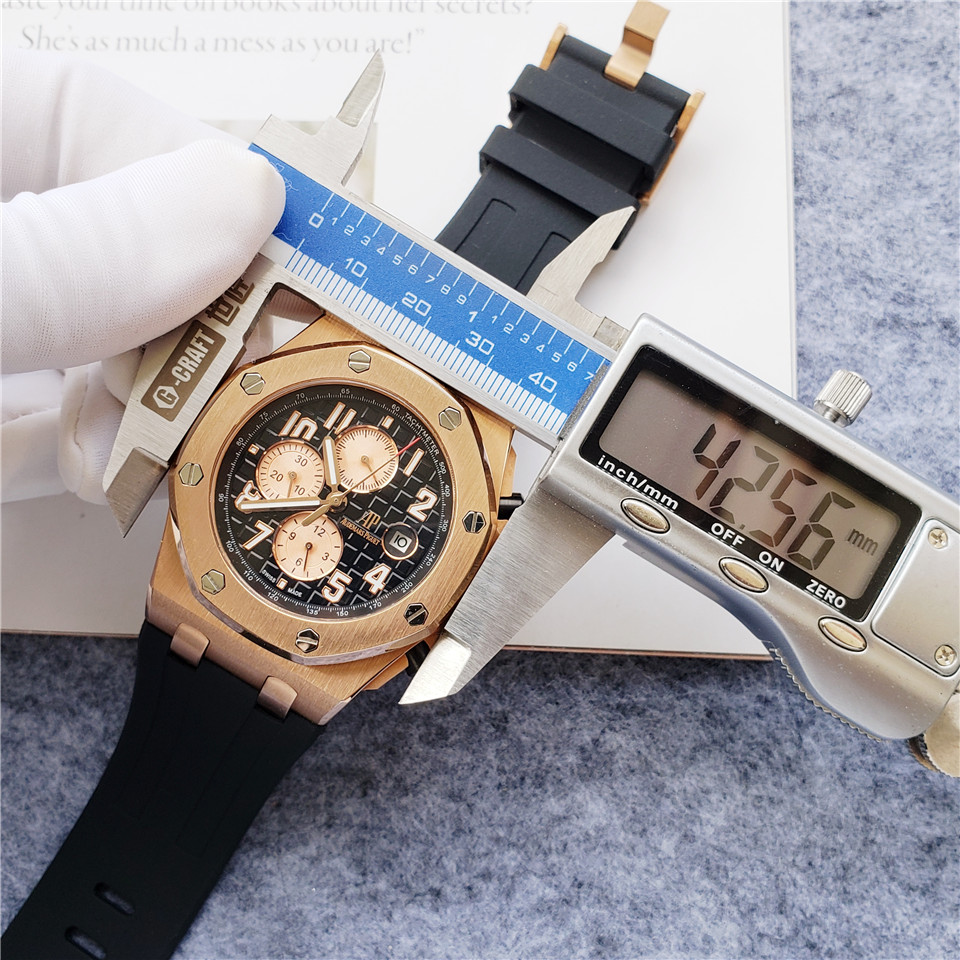 Alternative view of Audemars Piguet Rose Gold Black Rubber - Chronograph Watch