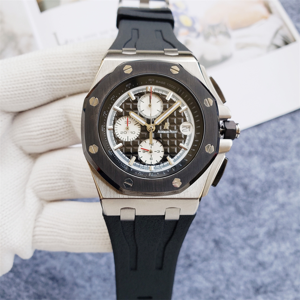 AP Royal Oak Black Rubber - Audemars Piguet Royal Oak Black Rubber