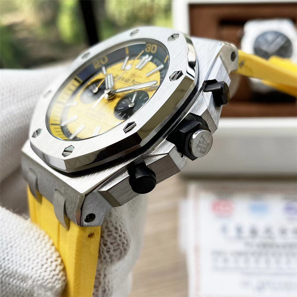 Audemars Piguet Royal Oak Offshore Diver Chronograph