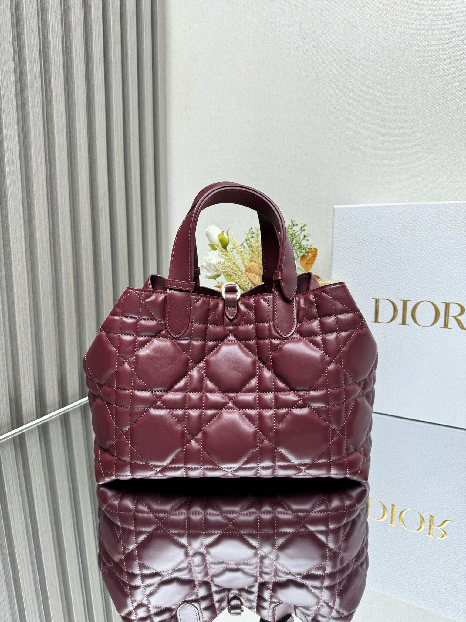 Bag Dior Medium Toujours Bag ‘Burgundy Calfskin’