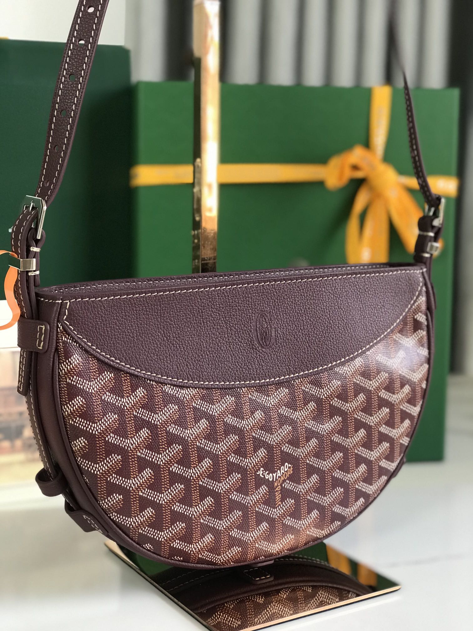bag  Goyard Hirondelle Bag 'Burgundy'