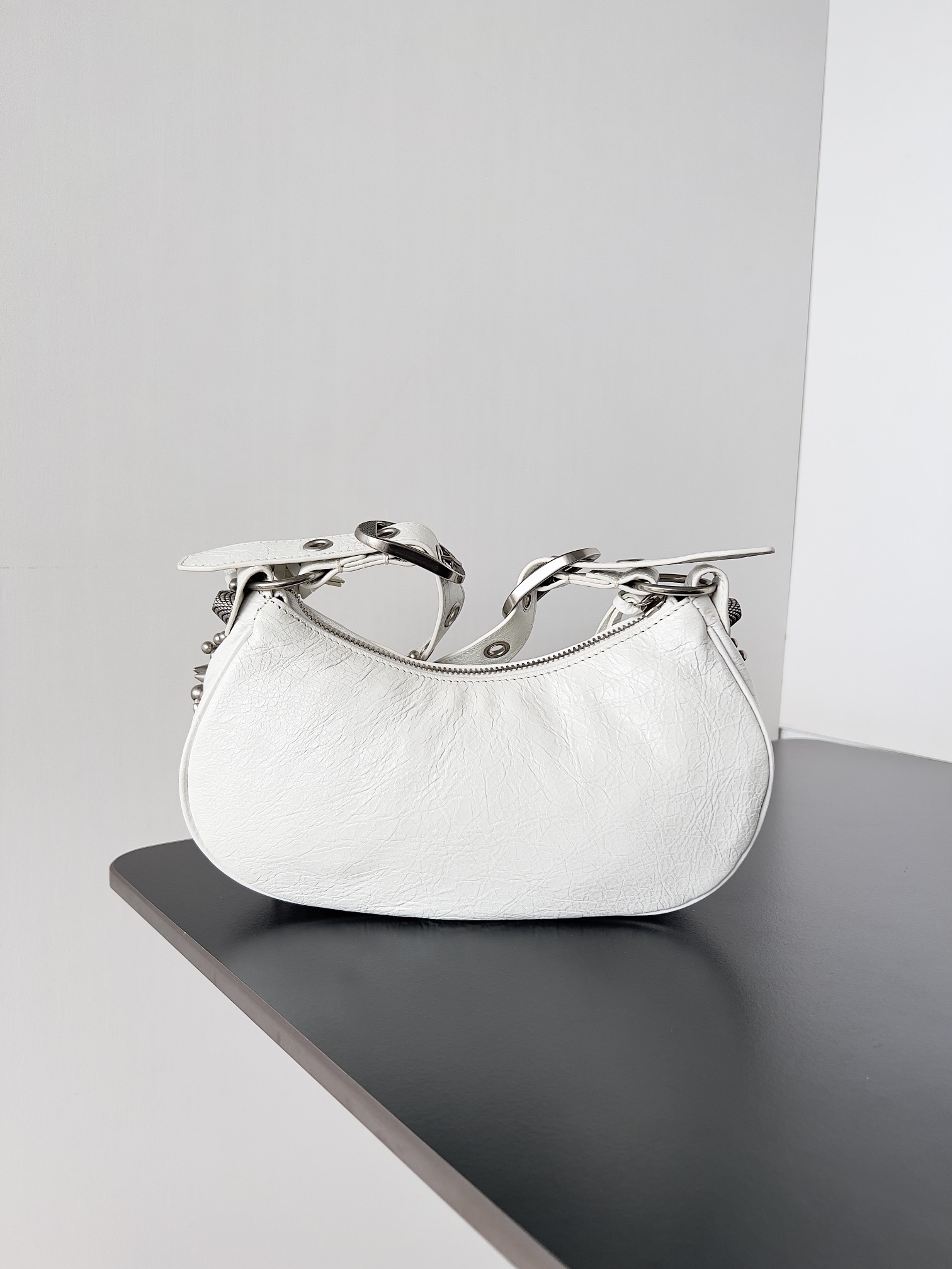 Balenciaga 2022 Le Cagole XS Shoulder Bag – White Shoulder Bags, Handbags – BAL220102