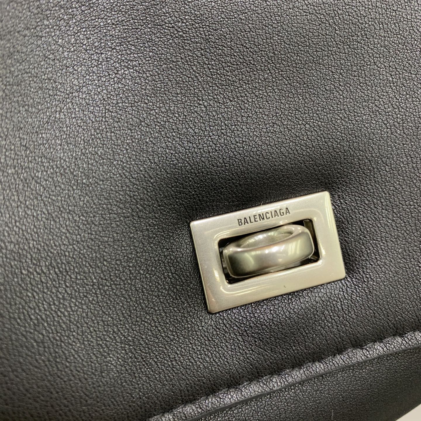 Balenciaga Men’s Rodeo Messenger Bag in Black | Balenciaga US