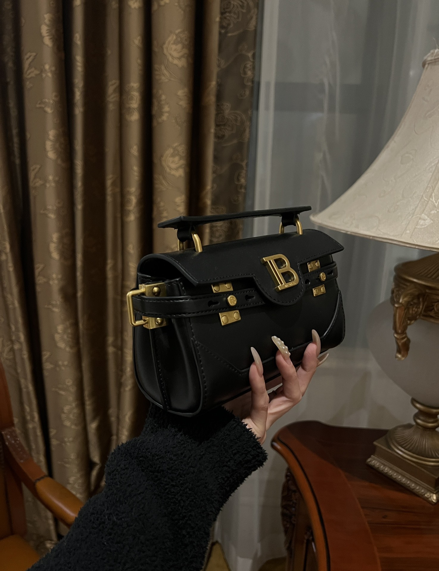 Balmain B-Buzz 19 Shoulder Bag | Black | BALMAIN  0039