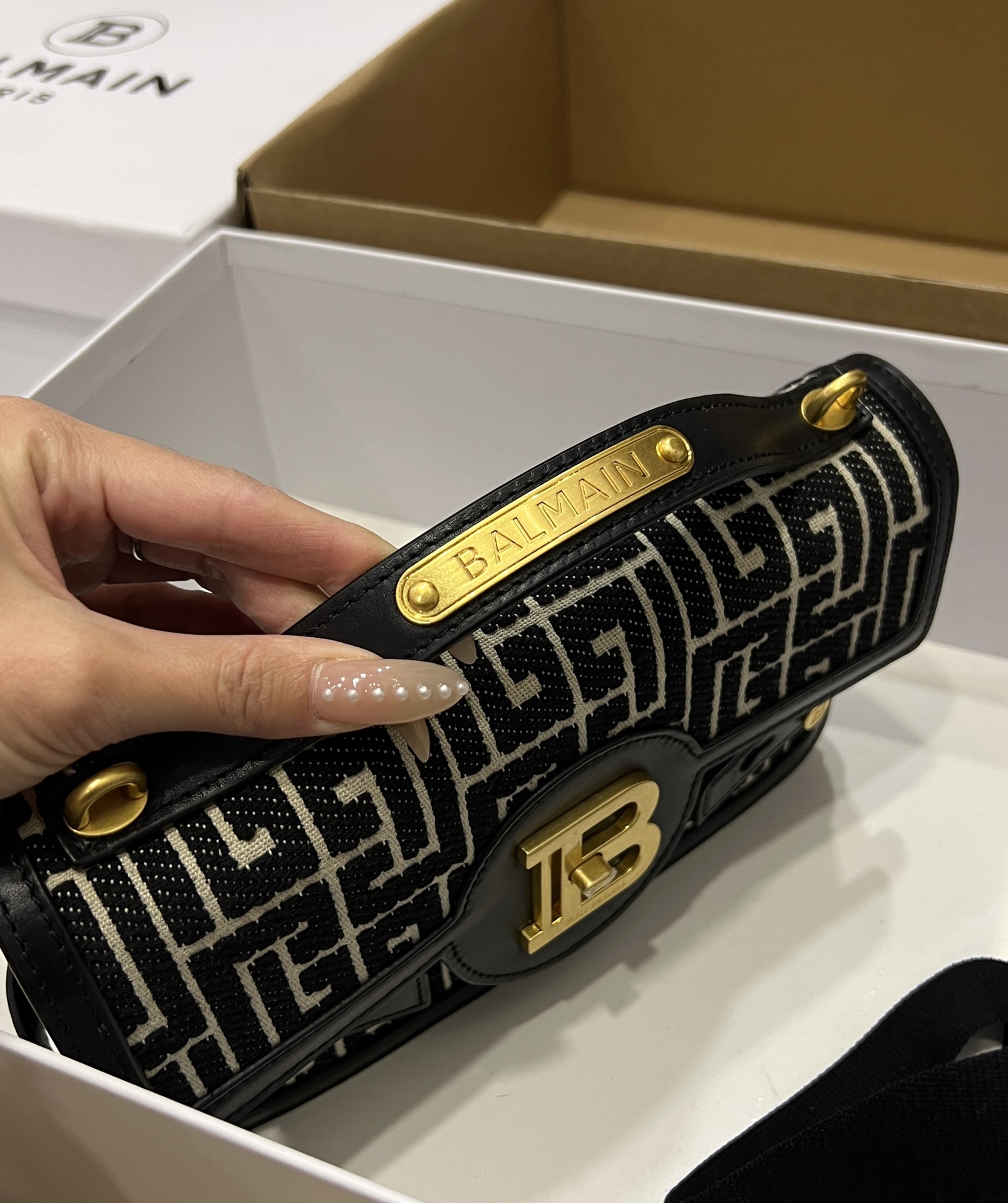 Balmain B-Buzz Bag - Iconic Style & Luxury