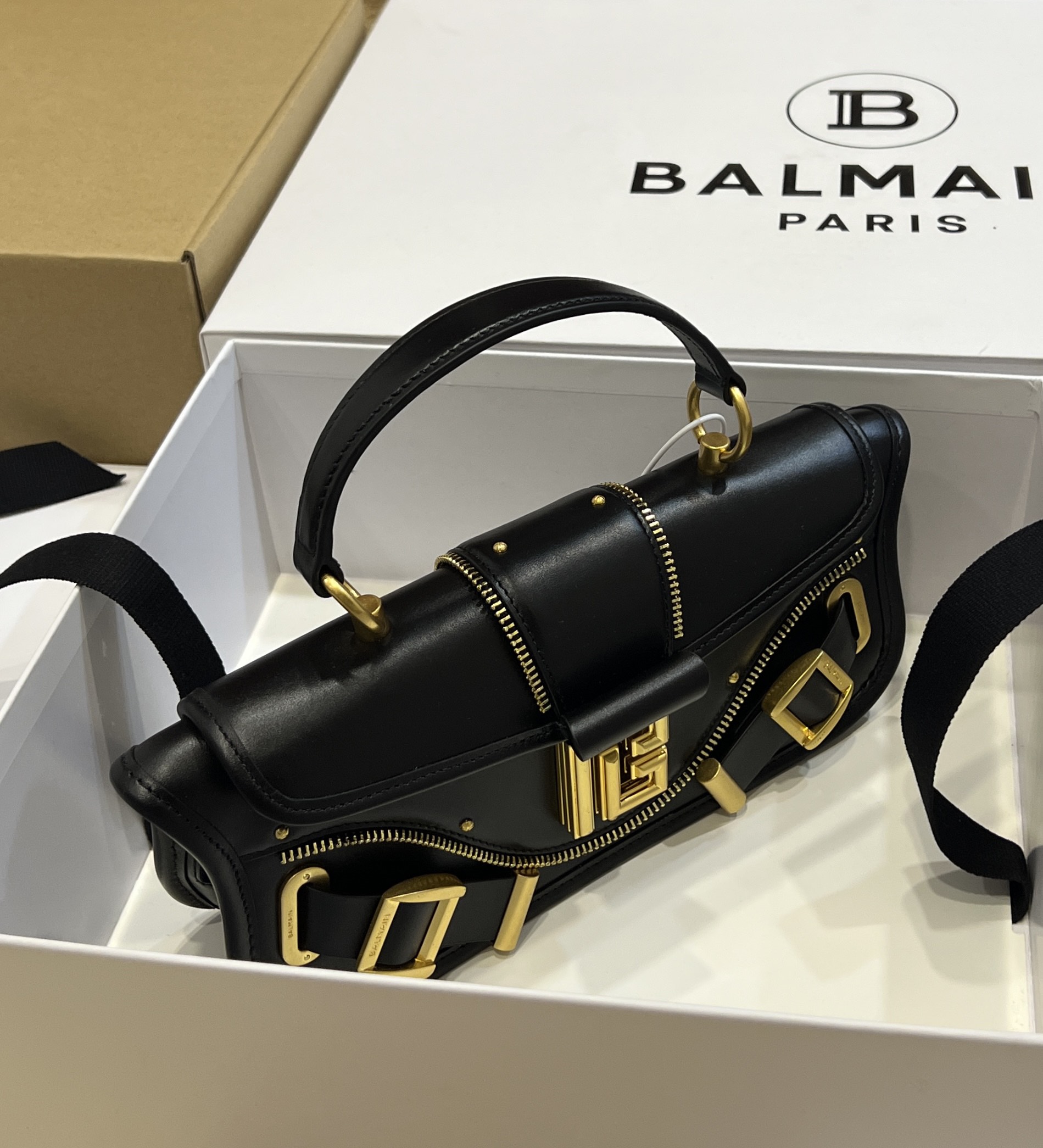 Balmain B-Buzz Bag - Luxurious Black Leather Handbag