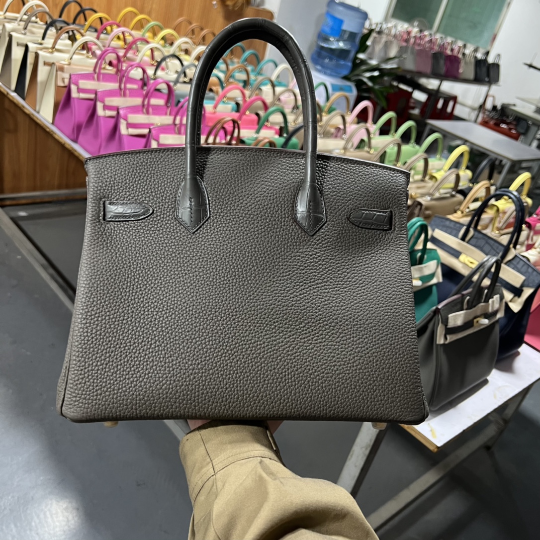 Birkin 25 leather handbag Hermes Grey in Leather