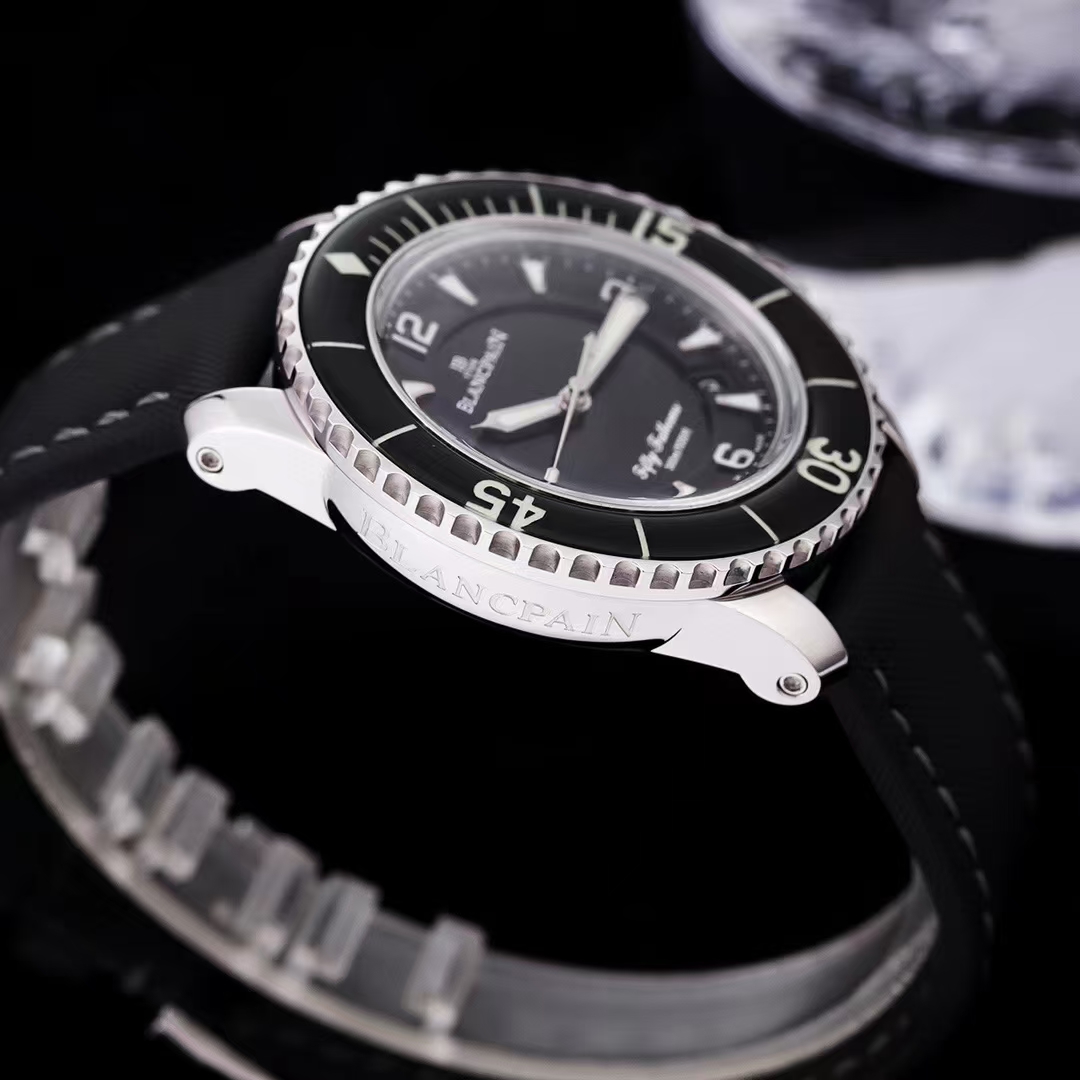 Blancpain Fifty Fathoms Tribute To Aqua Lung full set additional strap case holder for changing straps