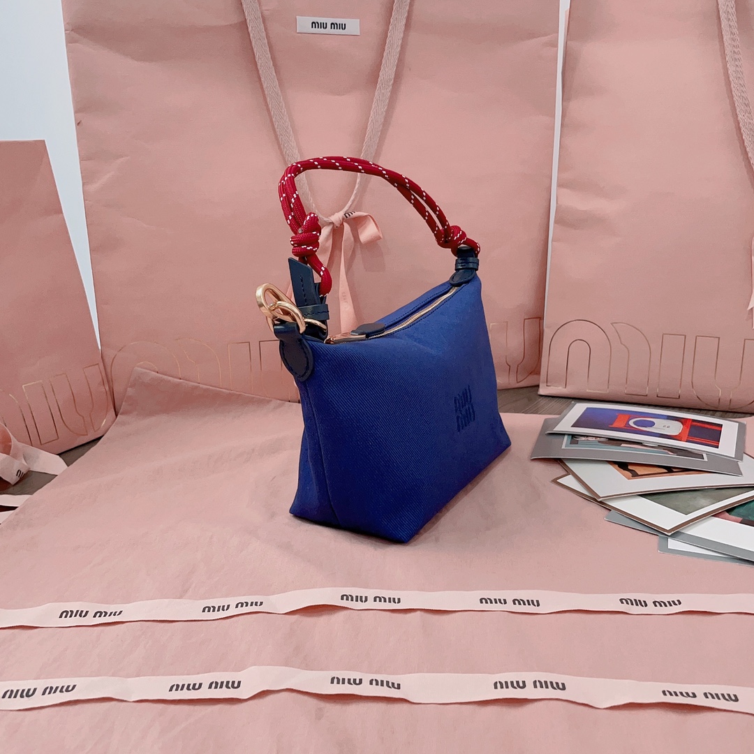 Blue Miu Miu Shoulder bags for Women | Miu Miu   00429