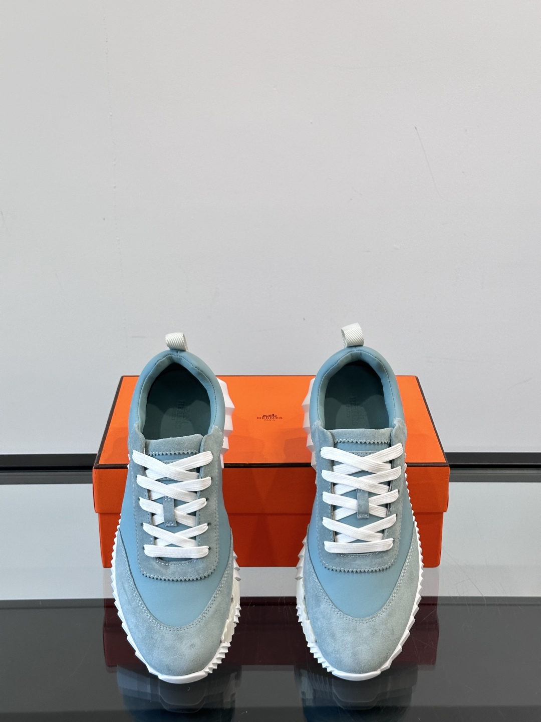 BNIB Hermes Bouncing Sneaker Men  New Color Gris Nuage