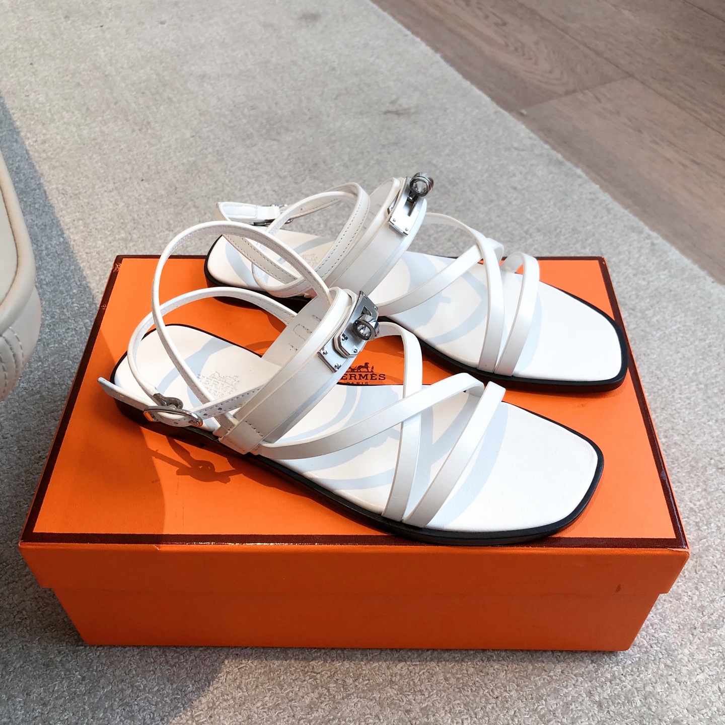 BNIB Hermes Women's June Sandal WHITE CALF | eBay