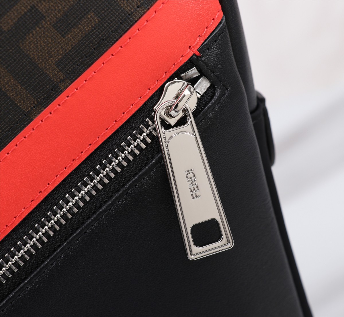 BOLSO CHEST FENDI – ROPAS BOOM