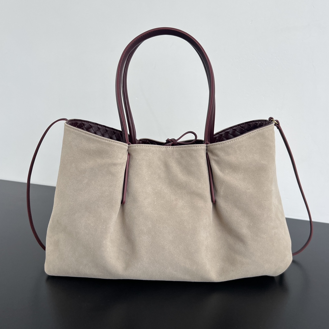 Bottega Veneta Leather & Suede Reversible Tote