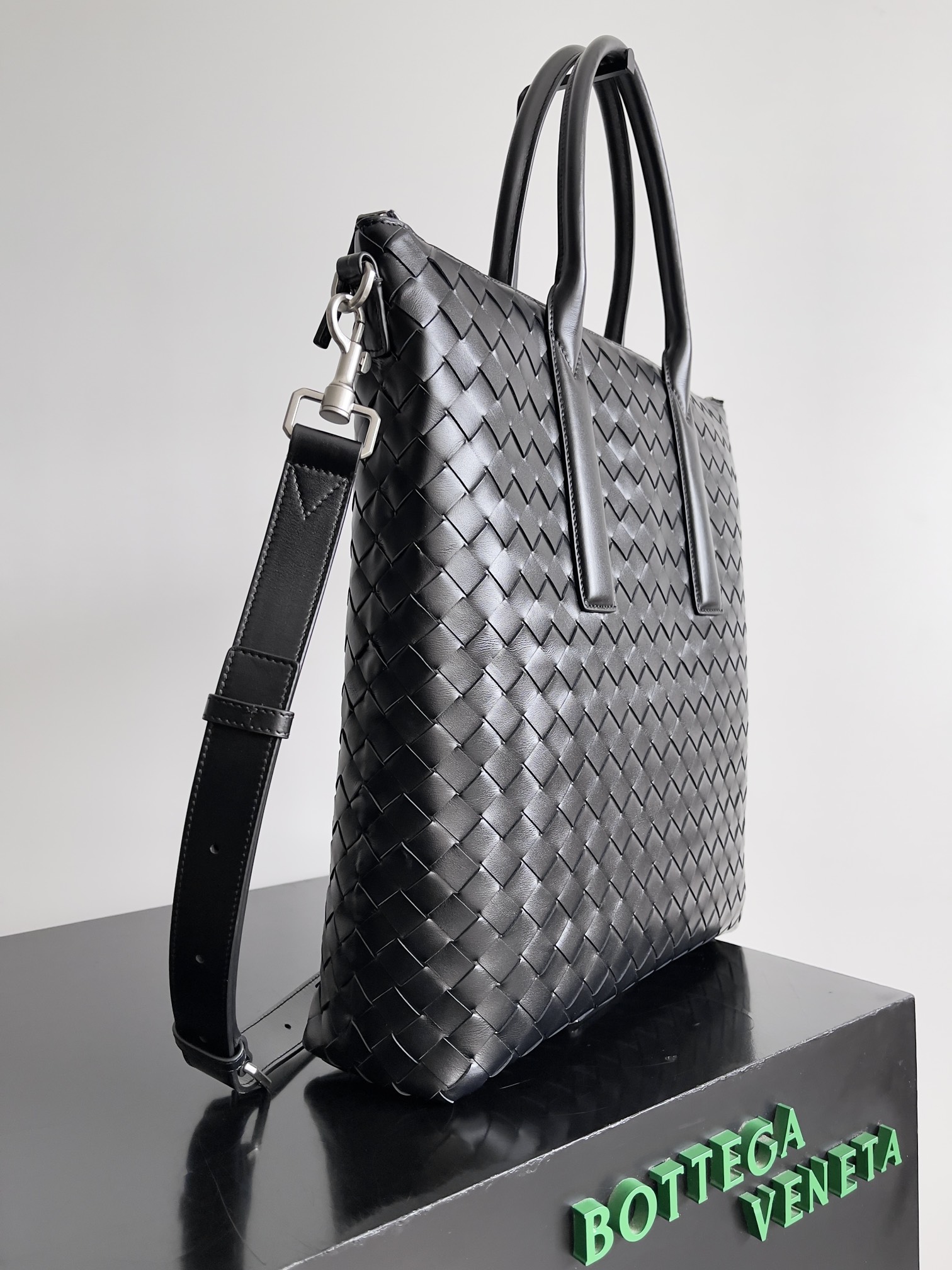 Bottega Veneta Quadronna Canvas & Leather Tote |