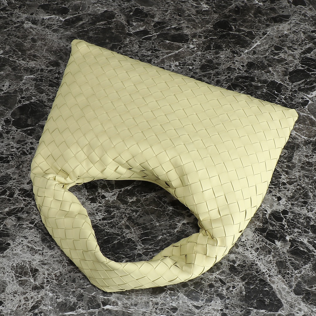 Bottega Veneta Teen Jodie Bag In Yellow - Ice Cream & Gold