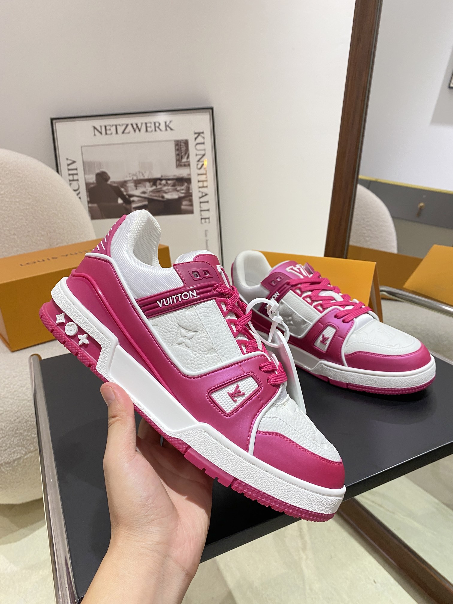 BRAND NEW Louis Vuitton Trainer Low White Fuchsia LV 2 US 3 Virgil Abloh RARE