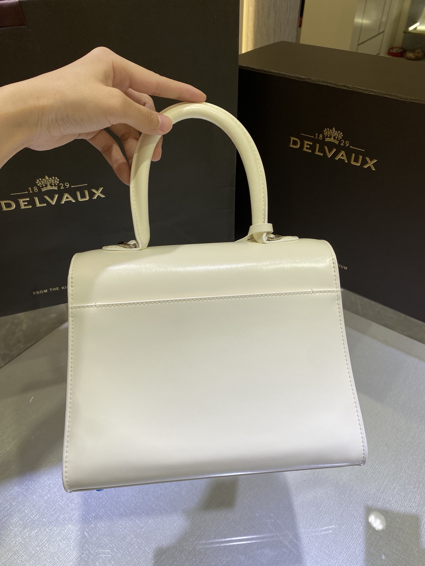 Brillant leather handbag Delvaux White in Leather - 53917390