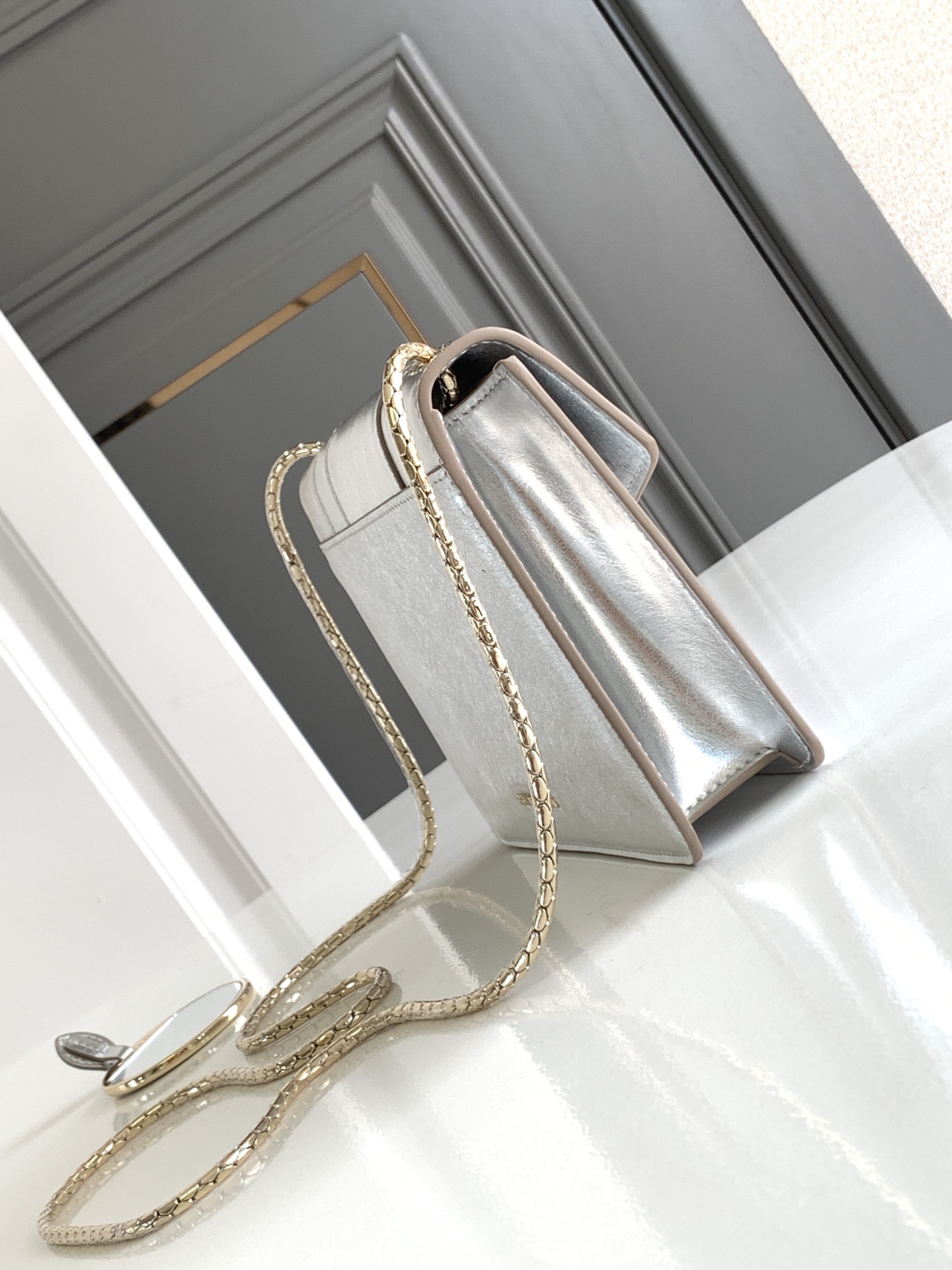 Bulgari Serpenti Forever Top Handle 293217 | Bvlgari