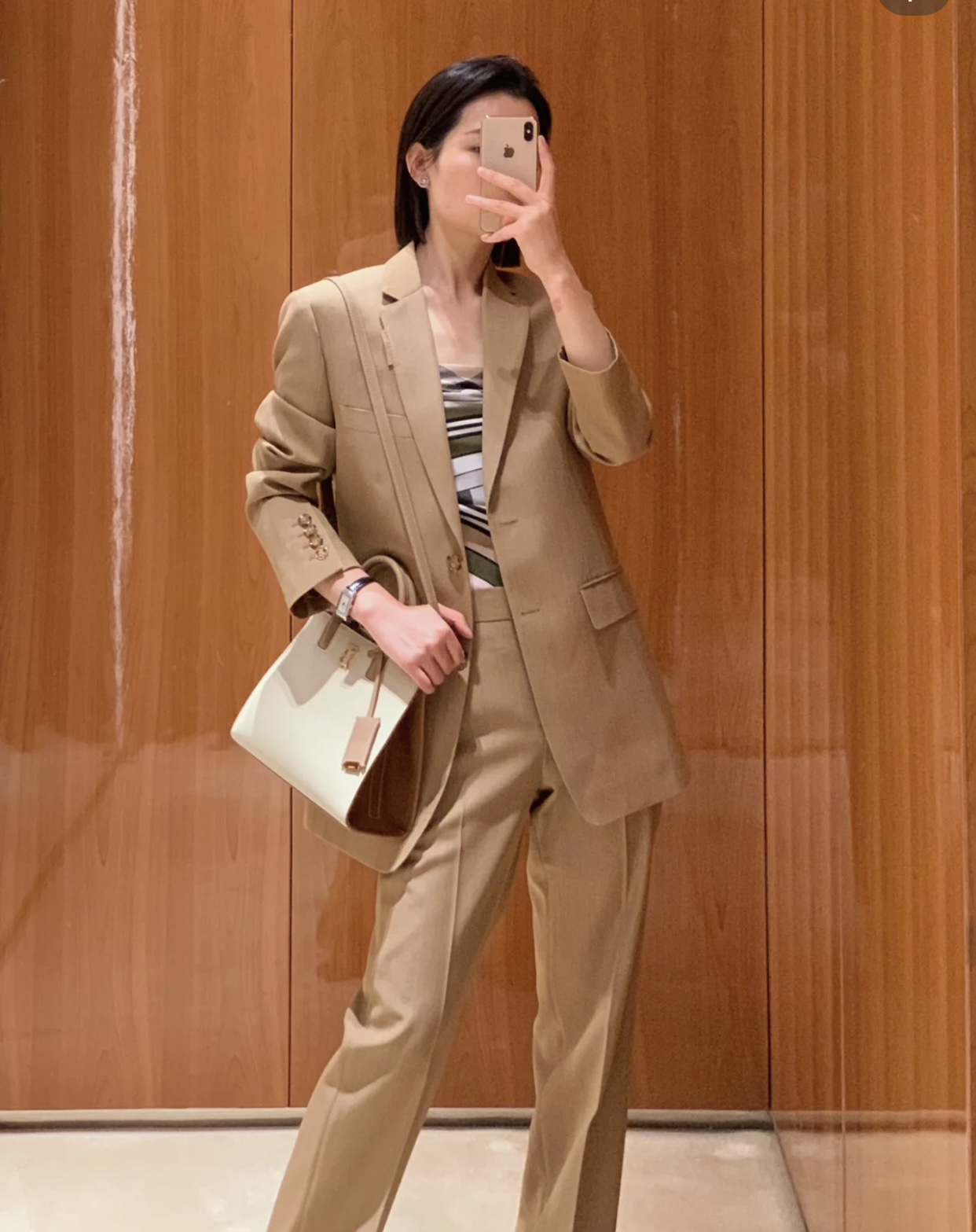 BURBERRY Calfskin Mini Frances Tote Camel 1249322 |