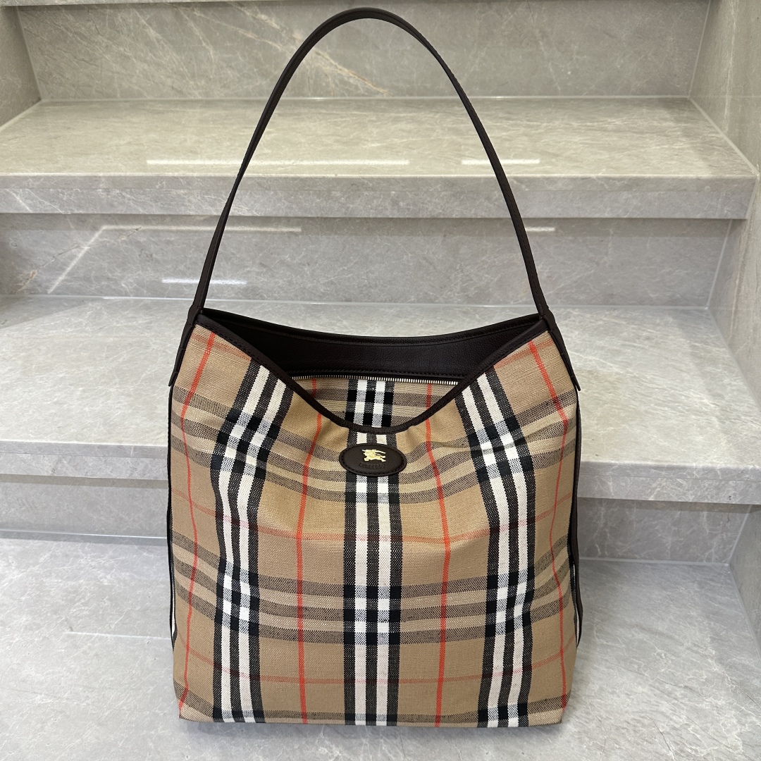 Burberry Higlands Shoulder Bag With Traditional Check Motif  BURBERRY  03319