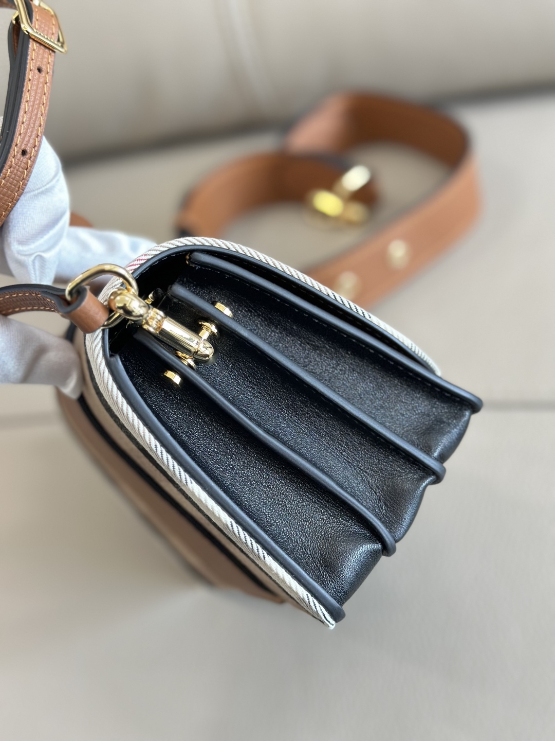 BURBERRY House Check Bridle Calfskin Small Madison Buckle