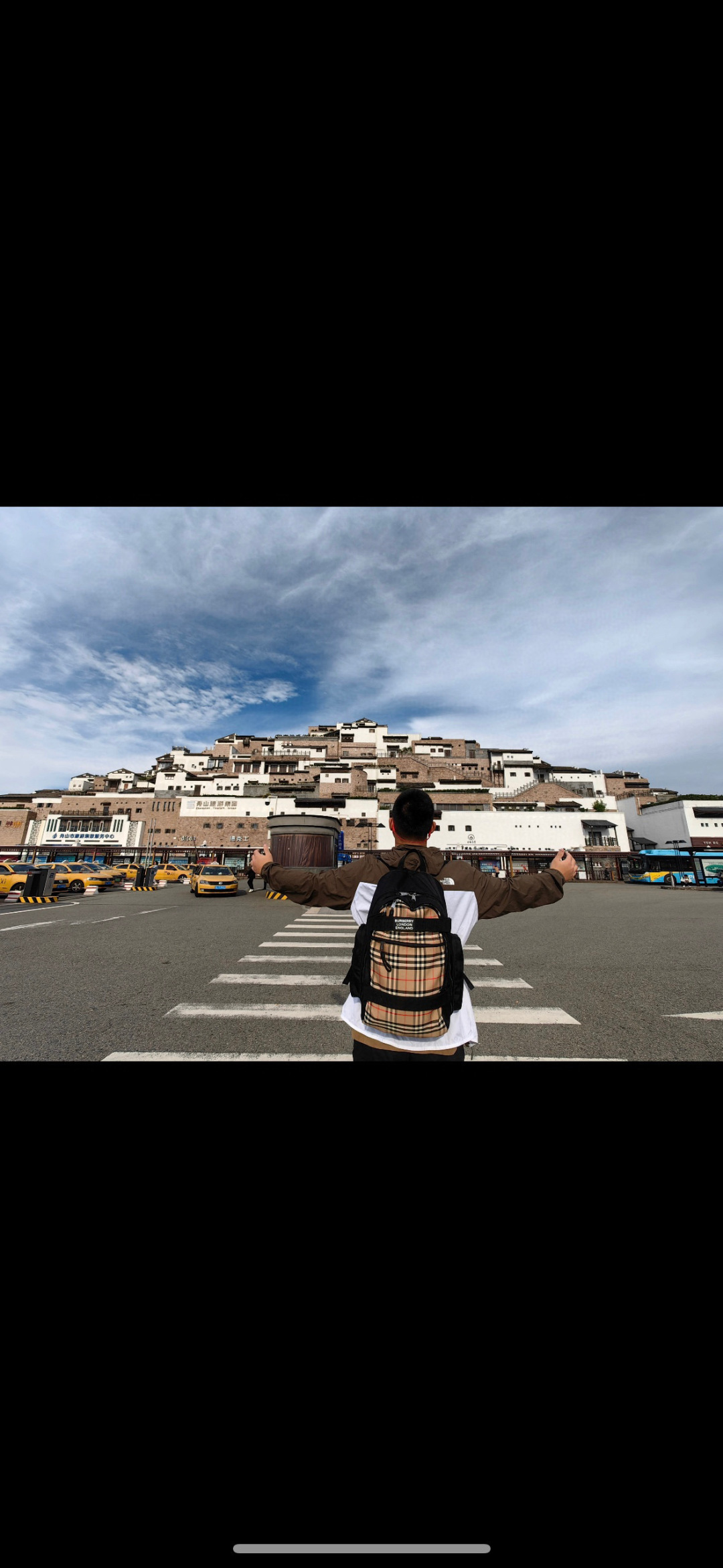 Burberry Large Cooper Backpack in Archive Beige