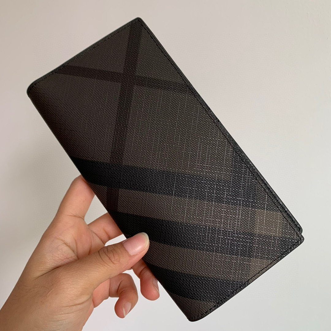 Burberry long leather wallet in black oblique check pattern Burberry 02599