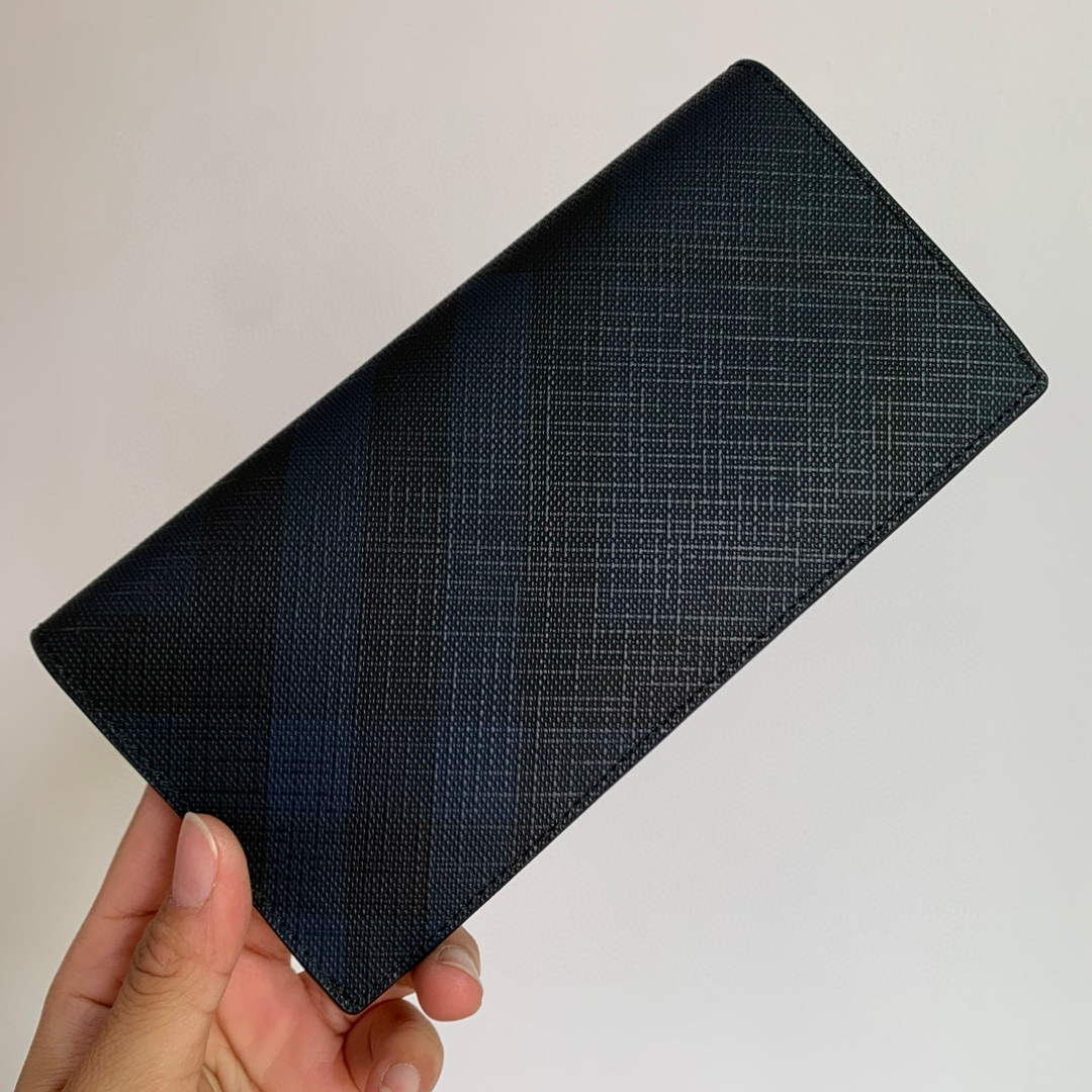 Burberry Long Wallet Shadow Horse Nova Check Leather Burberry 02609