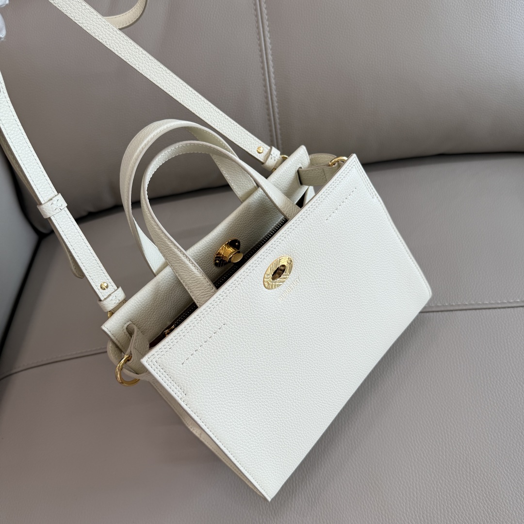 Burberry Mini Cotswolds Leather Tote  BURBERRY  02029