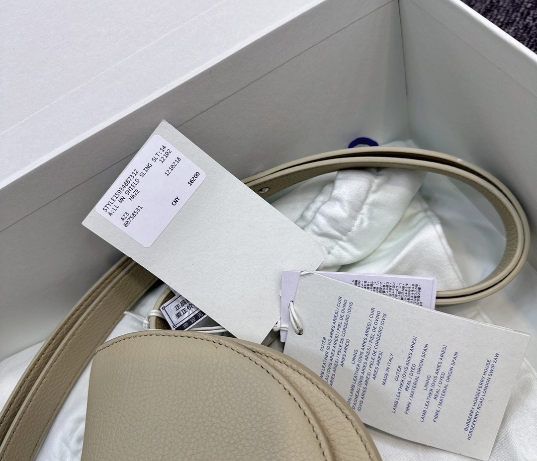 Burberry Rocking Horse Bag LGL B7311 101933684 | eBay