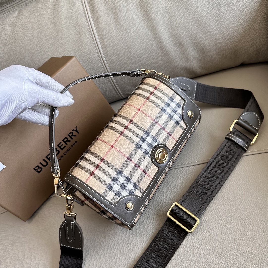 Burberry Top Handle Note Bag BURBERRY  00379
