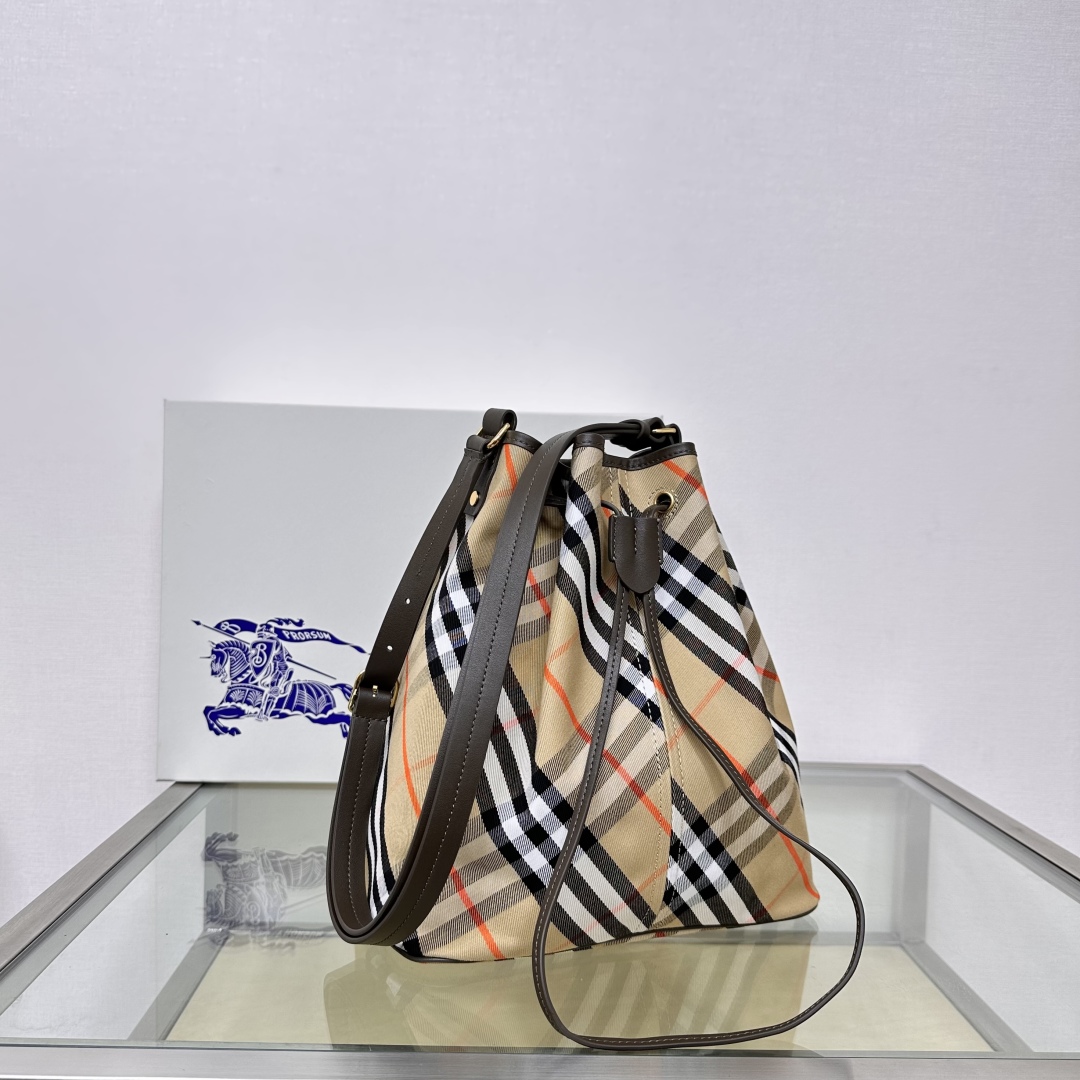 Burberry Vintage Check Bucket Shoulder Bag Beige | eBay