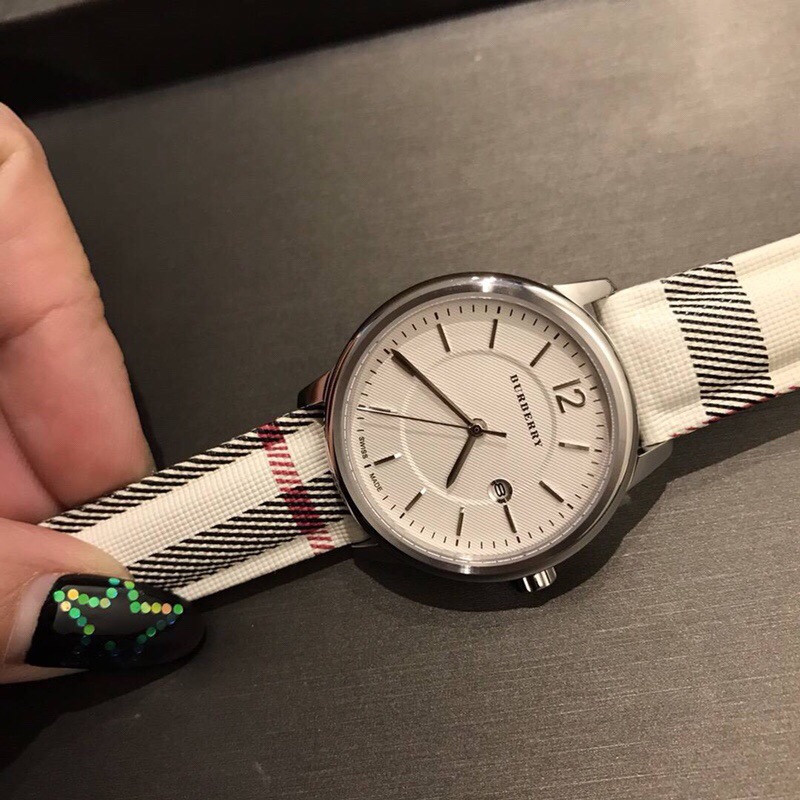 Burberry Plaid Strap Watch - Burberry Plaid Strap White Dial - Ladies - Image 5