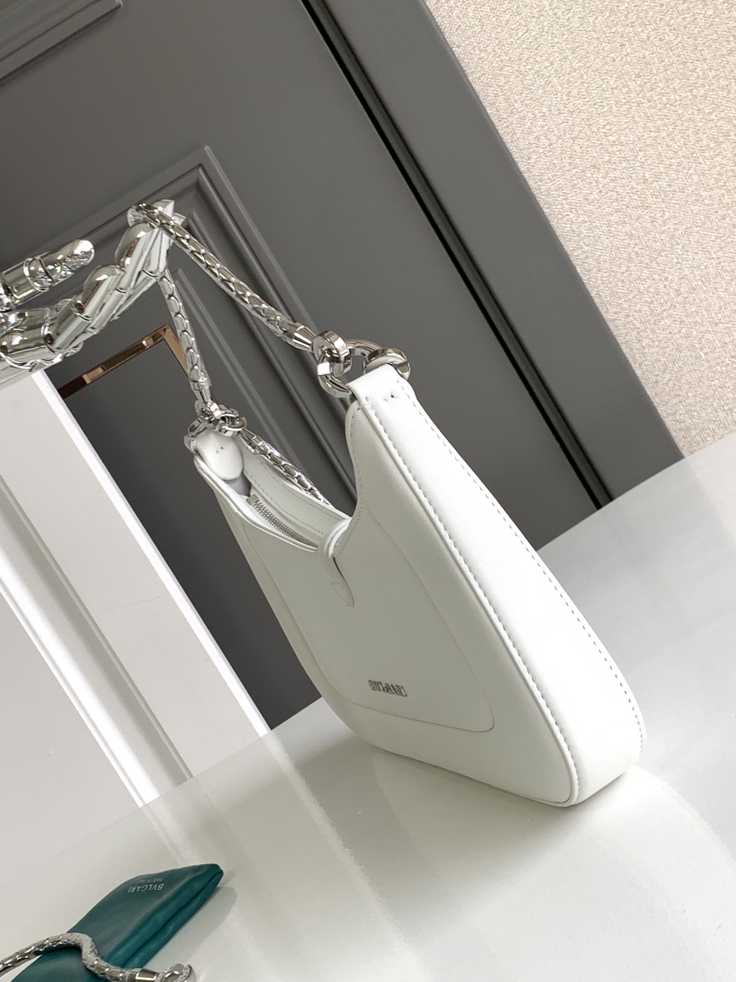 Bvlgari Leather Serpenti Baia - White Shoulder Bags, Handbags