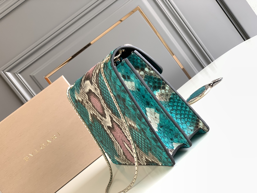 Bvlgari Present Spring/Summer 2020 Accessories