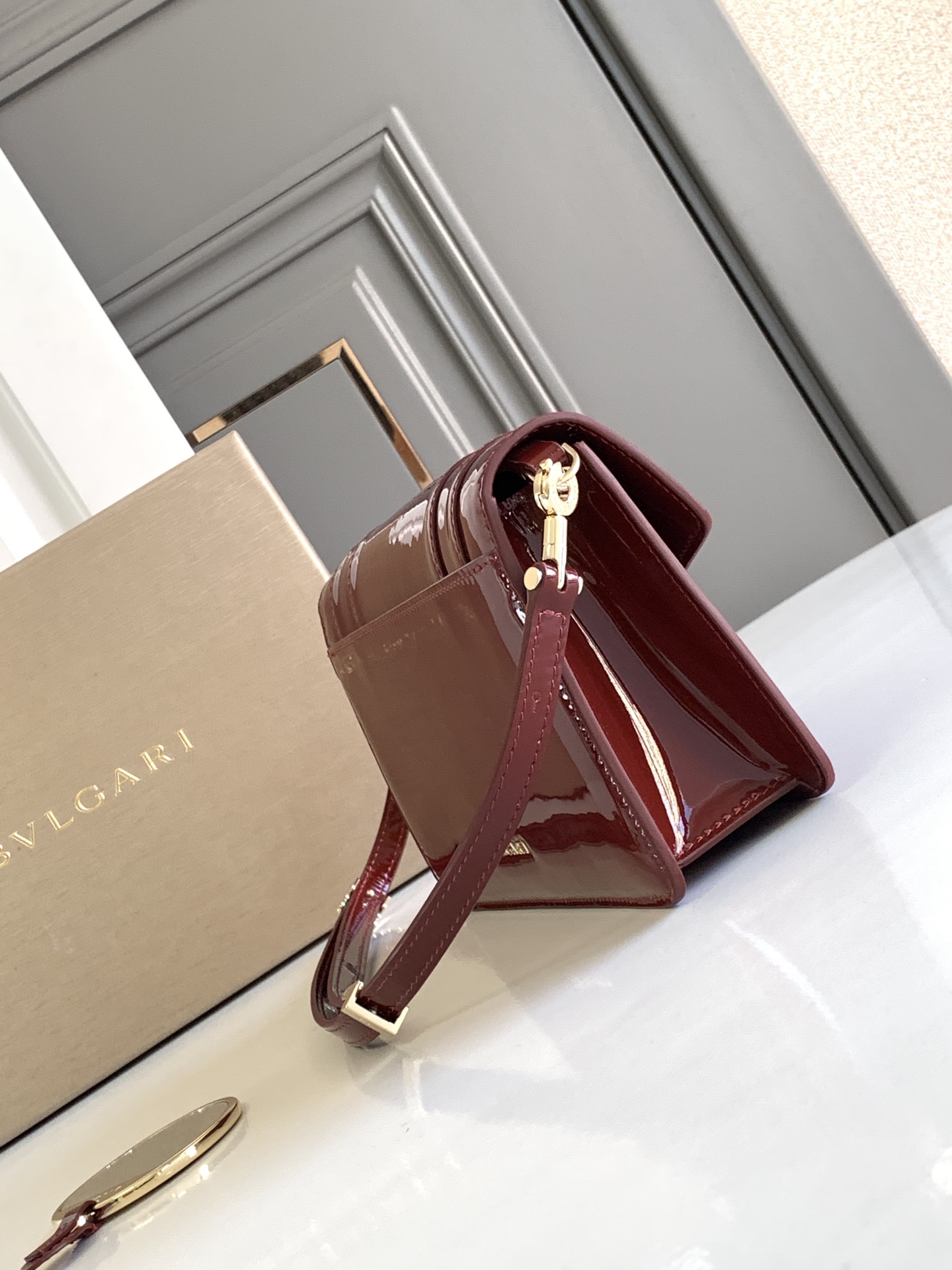 Bvlgari Shoulder Bag - Luxury Used Designer Shoulder Bag Bvlgari 0689