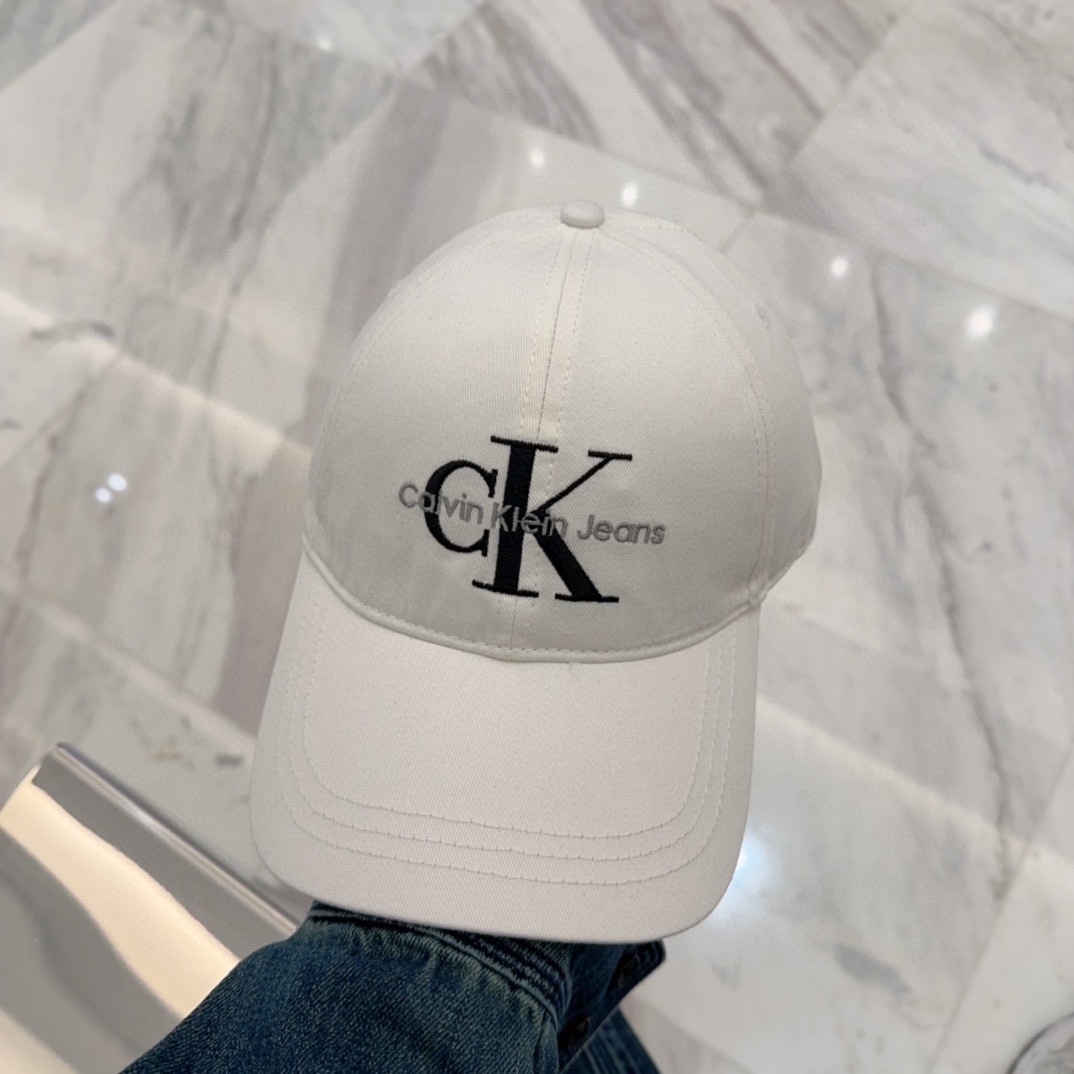 Calvin Klein White Cap - Calvin Klein White Cotton Twill Baseball Cap