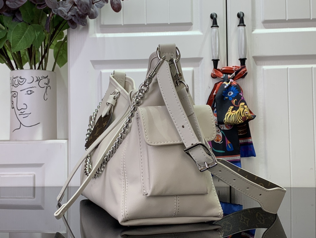 CarryAll Cargo Vibe PM LV Vibe - Women - Handbags | LOUIS VUITTON